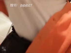 国产奶糖jbjbjb27童颜大奶小嫩嫩还演示如何使用卫生棉条视频